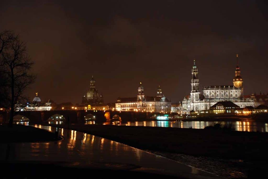 Blick zur Dresdner Altstadt