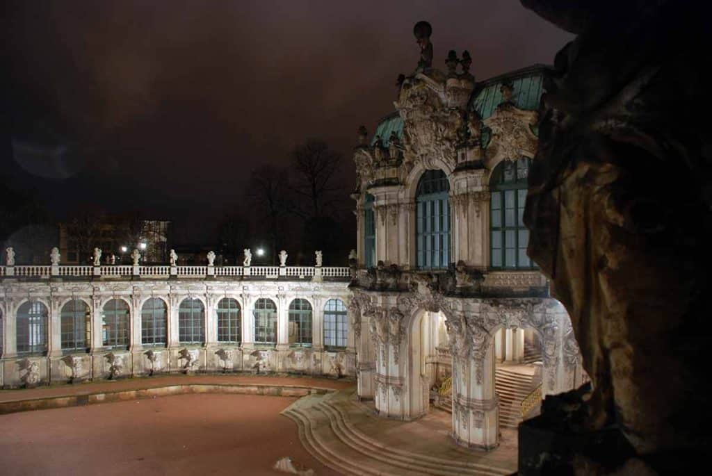 Dresdner Zwinger bei Nacht